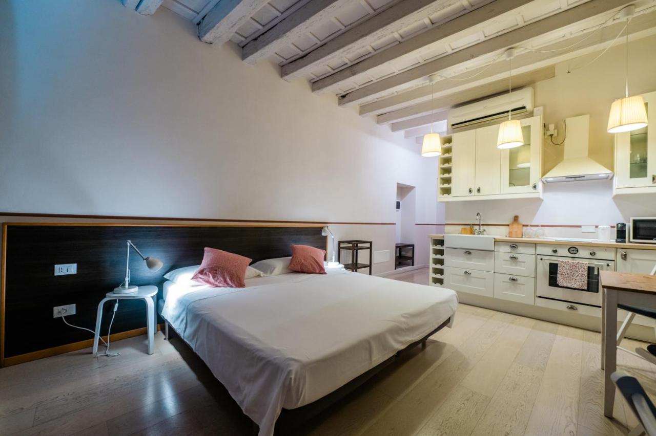 Art Street Studio Apartment Bergamo Exterior photo