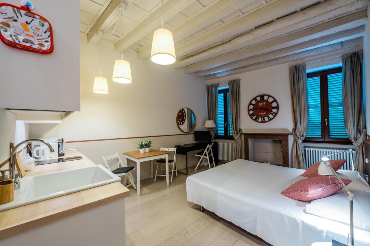 Art Street Studio Apartment Bergamo Exterior photo